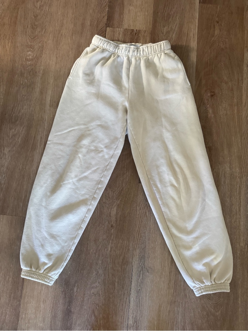 TNA beige/brownish undertone sweatpants
